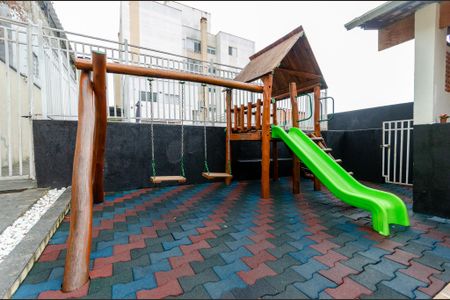 Apartamento à venda com 61m², 2 quartos e 1 vaga Apartamento à venda com 61m², 2 quartos e 1 vagaÁrea comum - Playground