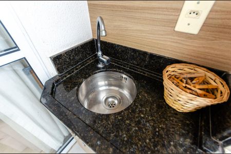 Apartamento à venda com 61m², 2 quartos e 1 vaga Apartamento à venda com 61m², 2 quartos e 1 vagaSala - Varanda