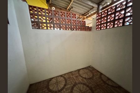 Apartamento à venda com 75m², 2 quartos e 1 vaga Apartamento à venda com 75m², 2 quartos e 1 vagaQuarto de Serviço