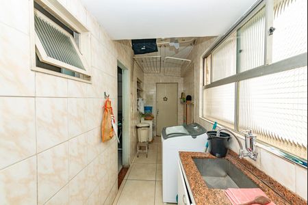 Apartamento à venda com 96m², 3 quartos e 1 vaga Apartamento à venda com 96m², 3 quartos e 1 vagaÁrea de Serviço