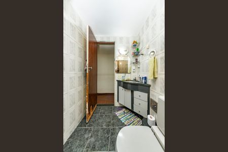 Apartamento à venda com 96m², 3 quartos e 1 vaga Apartamento à venda com 96m², 3 quartos e 1 vagaBanheiro Social