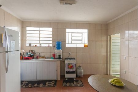 Casa à venda com 250m², 2 quartos e 8 vagas Casa à venda com 250m², 2 quartos e 8 vagasCozinha