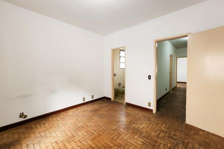 Casa à venda com 164m², 3 quartos e 2 vagasSuíte