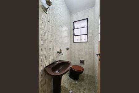 Casa à venda com 164m², 3 quartos e 2 vagasLavabo