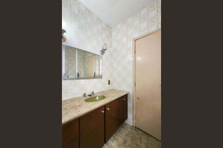 Casa à venda com 164m², 3 quartos e 2 vagasBanheiro da Suíte