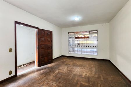 Casa à venda com 164m², 3 quartos e 2 vagasSala