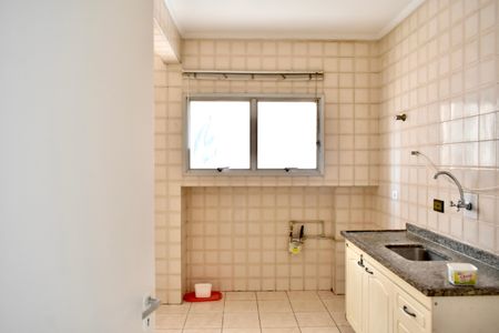 Apartamento para alugar com 80m², 2 quartos e 1 vaga Apartamento para alugar com 80m², 2 quartos e 1 vagaCozinha