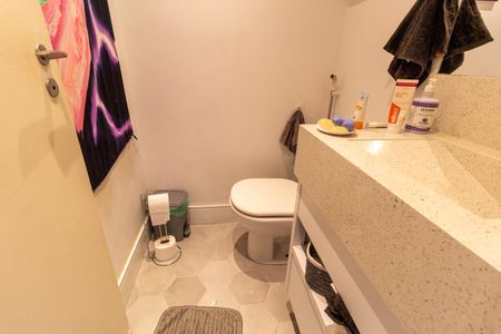 Apartamento à venda com 102m², 3 quartos e 2 vagasBanheiro do Corredor