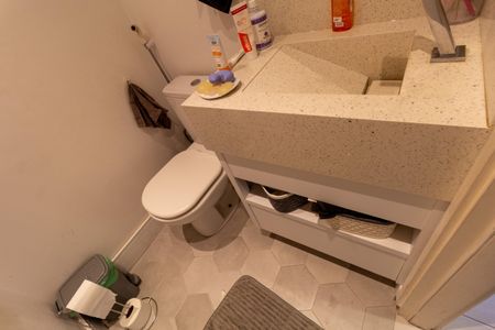 Apartamento à venda com 102m², 3 quartos e 2 vagasBanheiro do Corredor