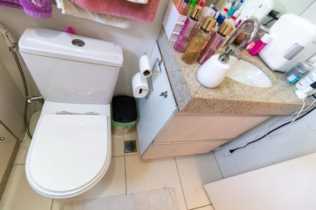 Apartamento à venda com 102m², 3 quartos e 2 vagasBanheiro da Suite 1