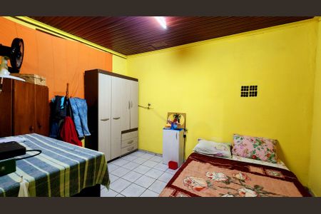Casa à venda com 40m², 4 quartos e 1 vaga Casa à venda com 40m², 4 quartos e 1 vagaQuarto