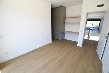 Casa de condomínio à venda com 360m², 3 quartos e 4 vagasSuíte 1