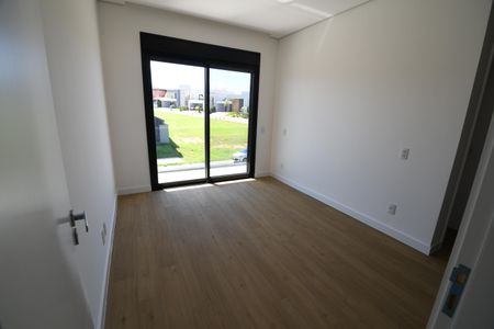 Casa de condomínio à venda com 360m², 3 quartos e 4 vagasSuíte 1