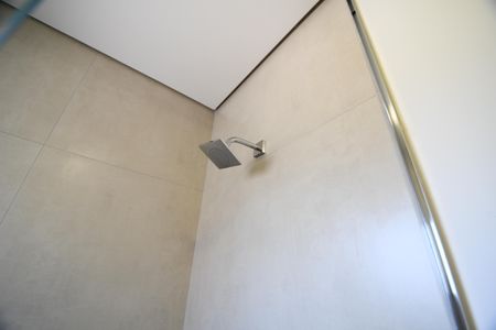 Casa de condomínio à venda com 360m², 3 quartos e 4 vagasBanheiro Suíte 2