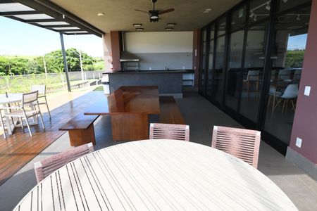 Casa de condomínio à venda com 360m², 3 quartos e 4 vagasÁrea comum - Churrasqueira