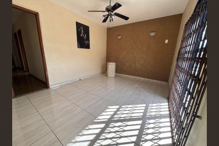 Apartamento à venda com 80m², 3 quartos e 1 vaga Apartamento à venda com 80m², 3 quartos e 1 vagaSala