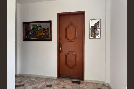 Apartamento à venda com 80m², 3 quartos e 1 vaga Apartamento à venda com 80m², 3 quartos e 1 vagaEntrada