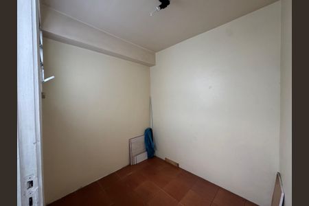 Apartamento à venda com 80m², 3 quartos e 1 vaga Apartamento à venda com 80m², 3 quartos e 1 vagaQuarto de Serviço