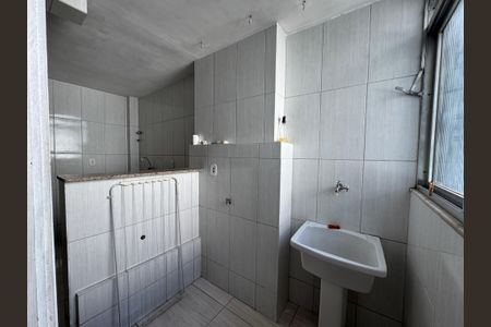 Apartamento à venda com 80m², 3 quartos e 1 vaga Apartamento à venda com 80m², 3 quartos e 1 vagaLavanderia