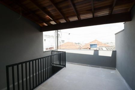 Casa à venda com 140m², 2 quartos e 3 vagas Casa à venda com 140m², 2 quartos e 3 vagasÁrea Externa