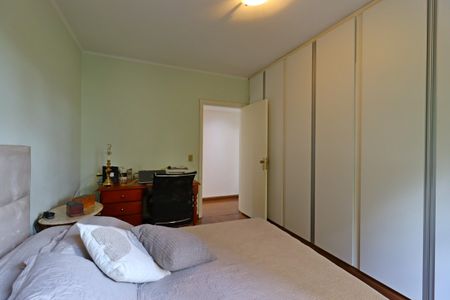 Apartamento à venda com 190m², 4 quartos e 2 vagasQuarto 1