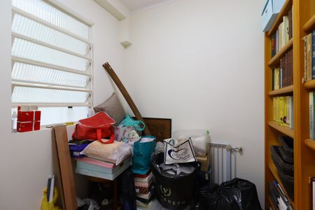 Apartamento à venda com 190m², 4 quartos e 2 vagasQuarto de Serviço