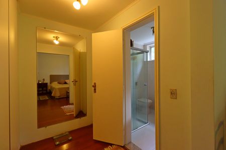 Apartamento à venda com 190m², 4 quartos e 2 vagasCloset da Suíte