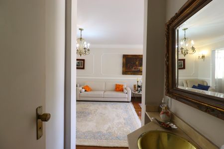 Apartamento à venda com 190m², 4 quartos e 2 vagasLavabo