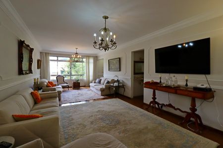 Apartamento à venda com 190m², 4 quartos e 2 vagasSala