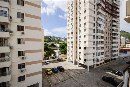 Casa à venda com 1884m², 8 quartos e 5 vagas Casa à venda com 1884m², 8 quartos e 5 vagasVista da Suíte 1