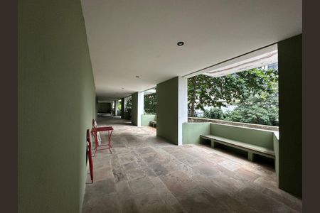 Apartamento à venda com 60m², 1 quarto e 1 vaga Apartamento à venda com 60m², 1 quarto e 1 vagaÁrea comum - Playground