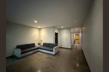 Apartamento à venda com 60m², 1 quarto e 1 vaga Apartamento à venda com 60m², 1 quarto e 1 vagaPortaria