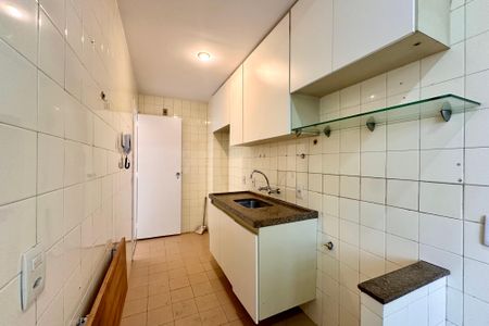 Apartamento à venda com 60m², 1 quarto e 1 vaga Apartamento à venda com 60m², 1 quarto e 1 vagaCozinha