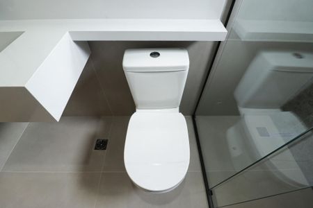 Casa à venda com 220m², 3 quartos e 4 vagas Casa à venda com 220m², 3 quartos e 4 vagasBanheiro da Suíte 1