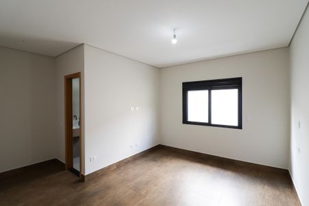 Casa à venda com 220m², 3 quartos e 4 vagas Casa à venda com 220m², 3 quartos e 4 vagasSuíte 1
