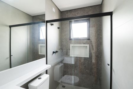 Casa à venda com 220m², 3 quartos e 4 vagas Casa à venda com 220m², 3 quartos e 4 vagasBanheiro da Suíte 1