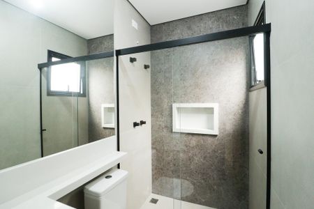 Casa à venda com 220m², 3 quartos e 4 vagas Casa à venda com 220m², 3 quartos e 4 vagasBanheiro da Suíte 2