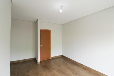 Casa à venda com 220m², 3 quartos e 4 vagas Casa à venda com 220m², 3 quartos e 4 vagasSuíte 3