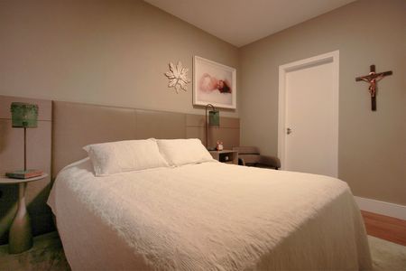 Apartamento à venda com 80m², 2 quartos e 1 vagaSuíte