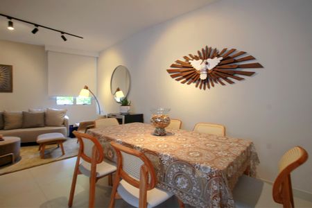 Apartamento à venda com 80m², 2 quartos e 1 vagaSala