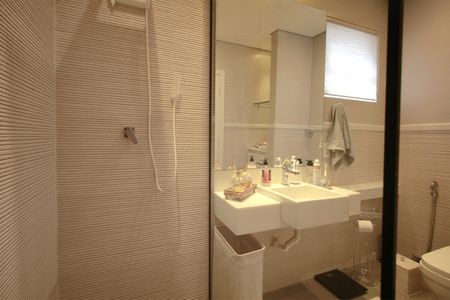 Apartamento à venda com 80m², 2 quartos e 1 vagaBanheiro da Suíte