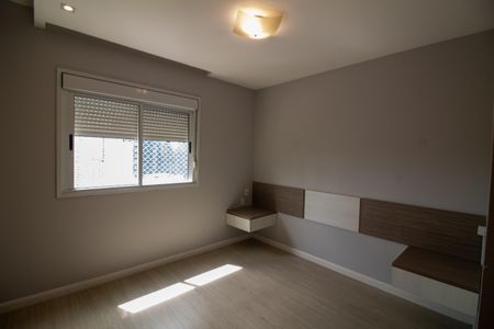 Apartamento à venda com 95m², 3 quartos e 2 vagas Apartamento à venda com 95m², 3 quartos e 2 vagasSuíte