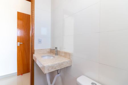 Apartamento à venda com 66m², 3 quartos e 1 vaga Apartamento à venda com 66m², 3 quartos e 1 vagaBanheiro da Suíte 1