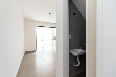 Casa à venda com 140m², 2 quartos e 3 vagas Casa à venda com 140m², 2 quartos e 3 vagasLavabo