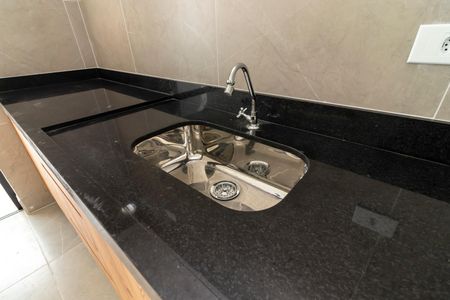 Casa à venda com 140m², 2 quartos e 3 vagas Casa à venda com 140m², 2 quartos e 3 vagasCozinha