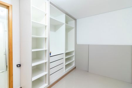 Apartamento à venda com 76m², 2 quartos e sem vaga Apartamento à venda com 76m², 2 quartos e sem vagaQuarto 2