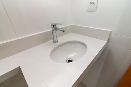 Apartamento à venda com 76m², 2 quartos e sem vaga Apartamento à venda com 76m², 2 quartos e sem vagaBanheiro
