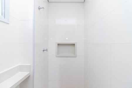 Apartamento à venda com 60m², 2 quartos e sem vaga Apartamento à venda com 60m², 2 quartos e sem vagaBanheiro