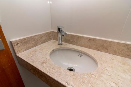 Apartamento à venda com 90m², 2 quartos e sem vaga Apartamento à venda com 90m², 2 quartos e sem vagaBanheiro da Suíte 2