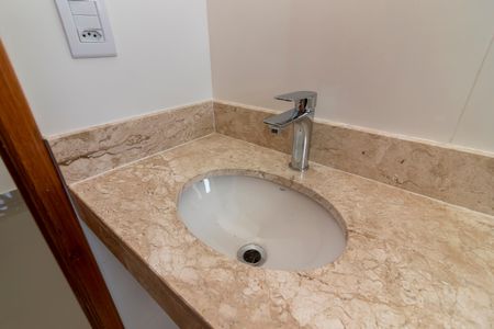 Apartamento à venda com 60m², 2 quartos e sem vagaBanheiro